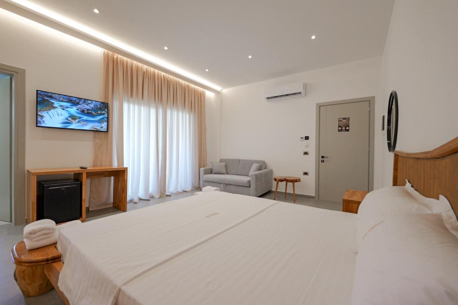 Domi Valley Lodge Dhërmi